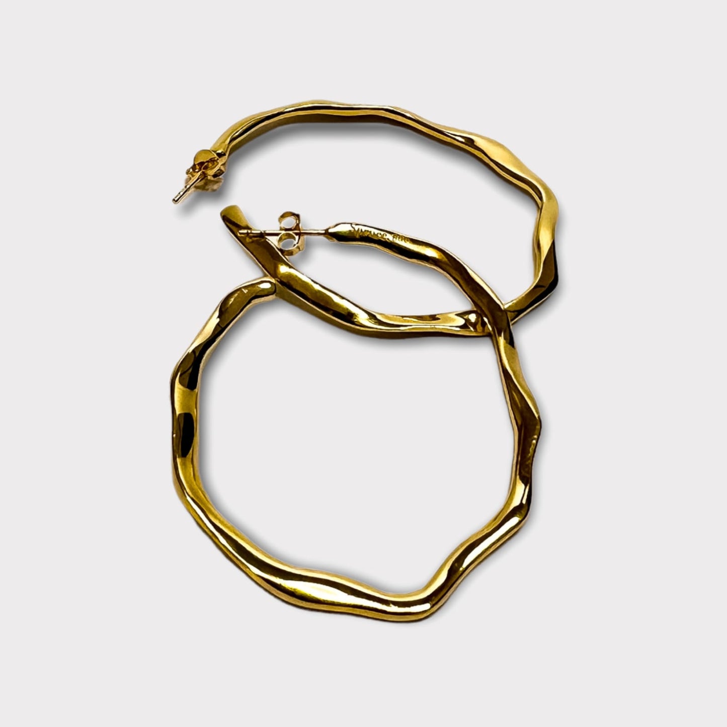 Lisa Gold Wavy Hoops